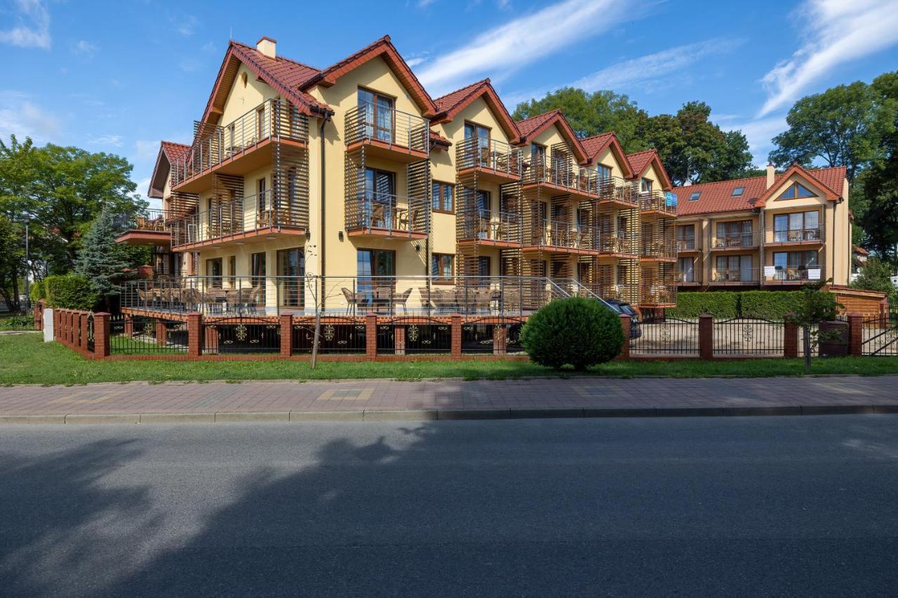 Willa Grand Rewal Exterior foto